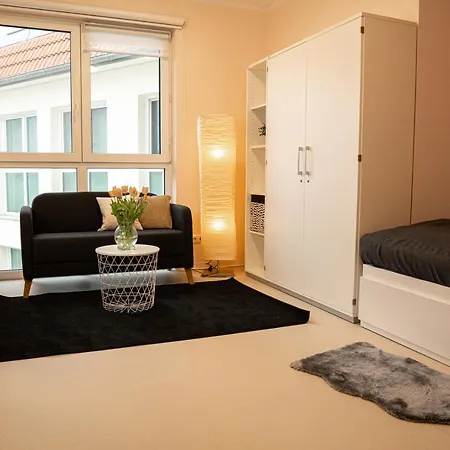 Fullhouse - - S1 - Elevator Apartment Leipzig